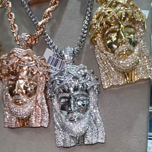 Moissanite Exquisite Luxury Jesus Figure Pendant
