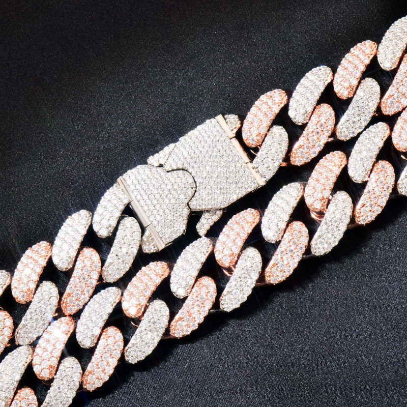 18mm Moissanite Hip Hop Crescent Buckle Cuban Chain