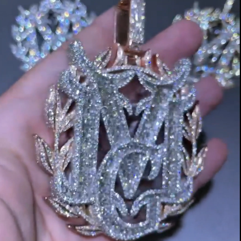 Moissanite Leaves Surround the Letter MG Pendant（In stock）