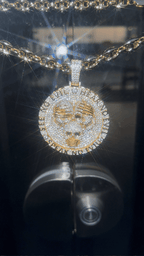 Street Style | “Hear No Evil, See No Evil, Speak No Evil” Pendant