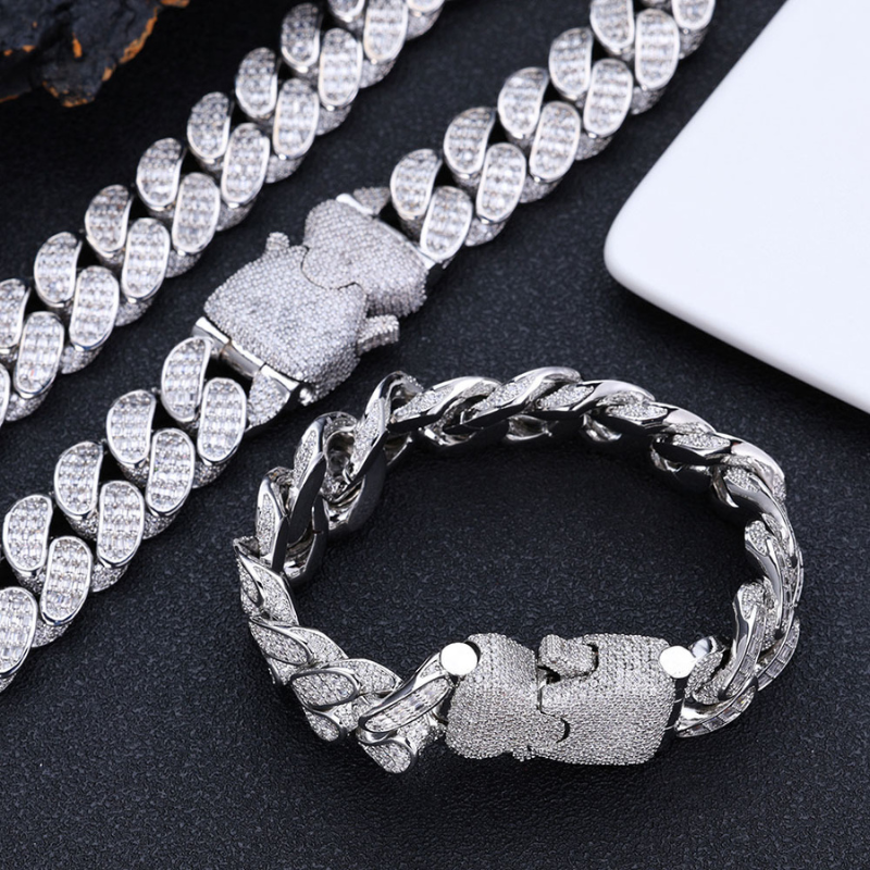 18mm Moissanite Exquisite Cuban Interface Bracelet