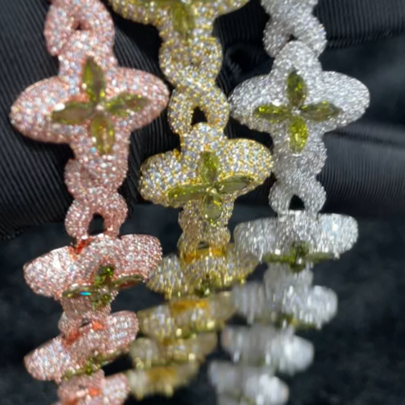 Moissanite Clovers Infinite Cross Lucky Chain