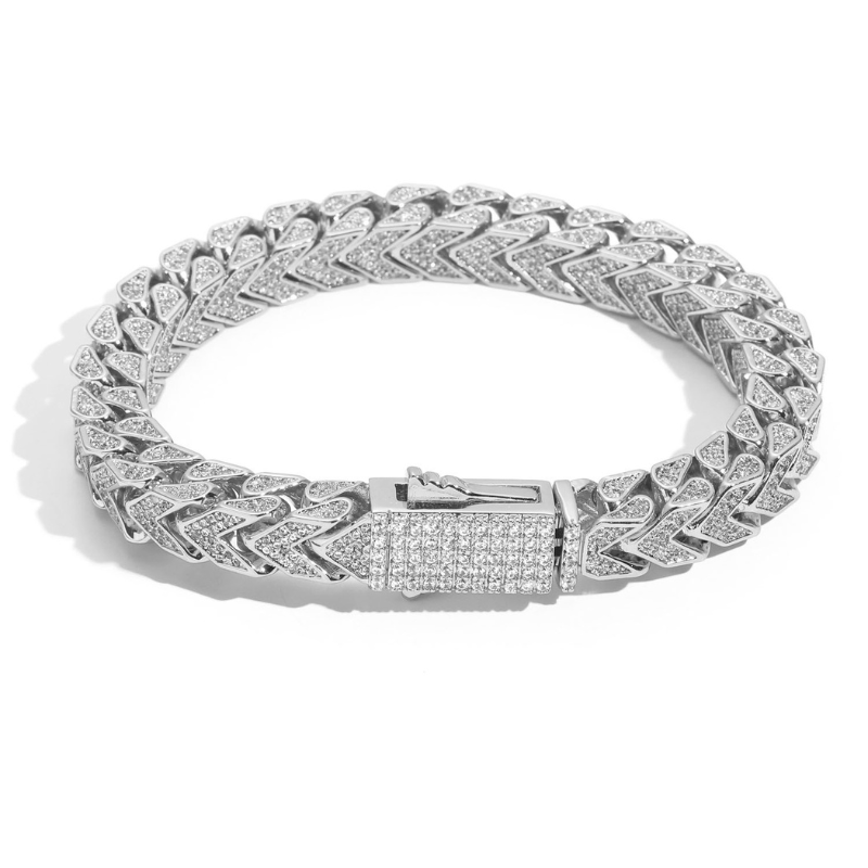 8mm Moissanite V-Shaped Chain 4-Sided Diamond Chain