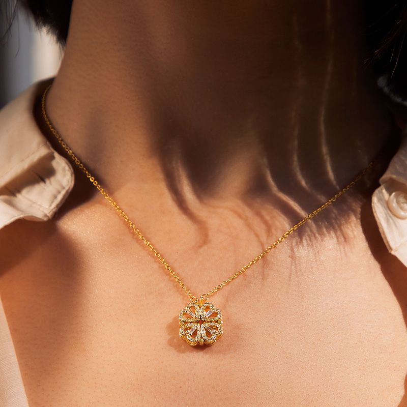 Detachable Clovers Deformed Necklace