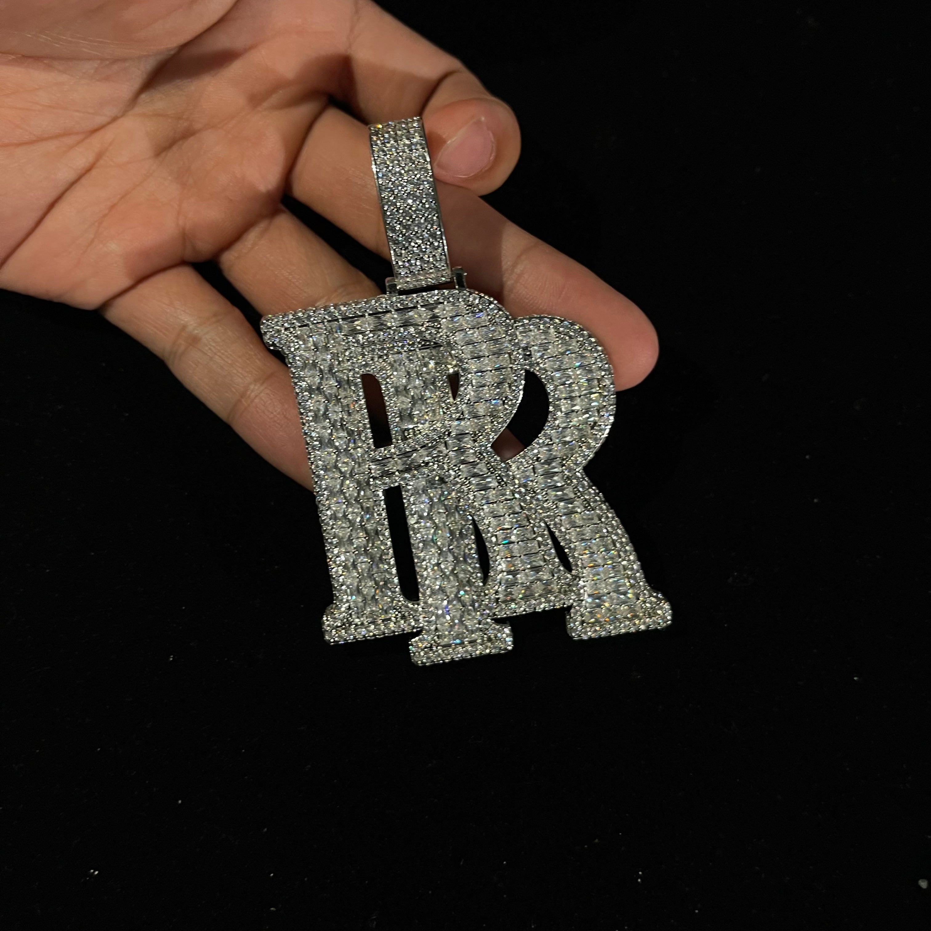 Street Style | Baguette Cut "RR" Zircon Penadnt