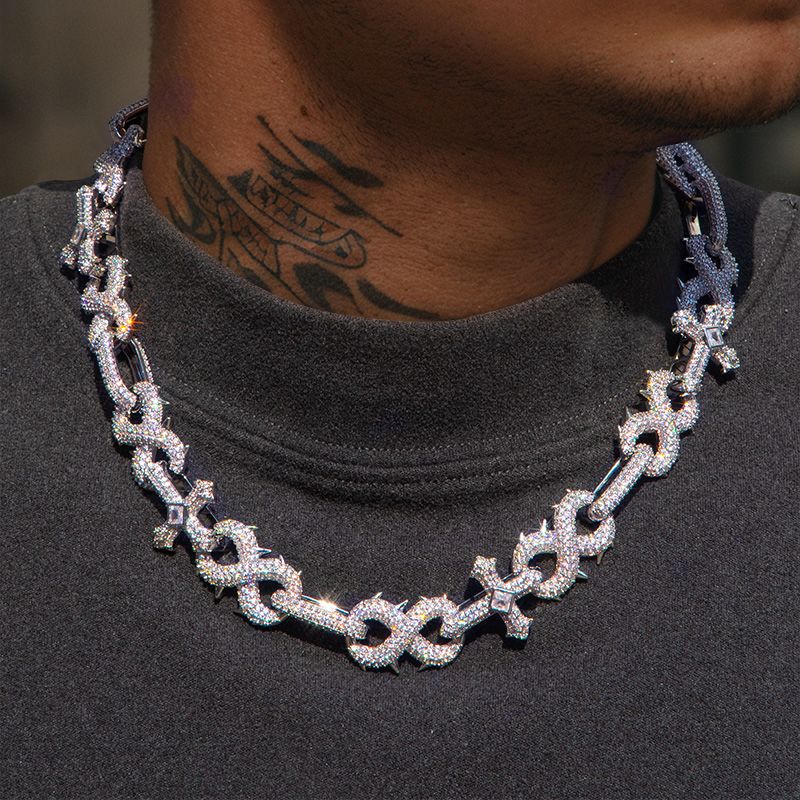 20mm Infinity Chain with Detachable Spike Cross