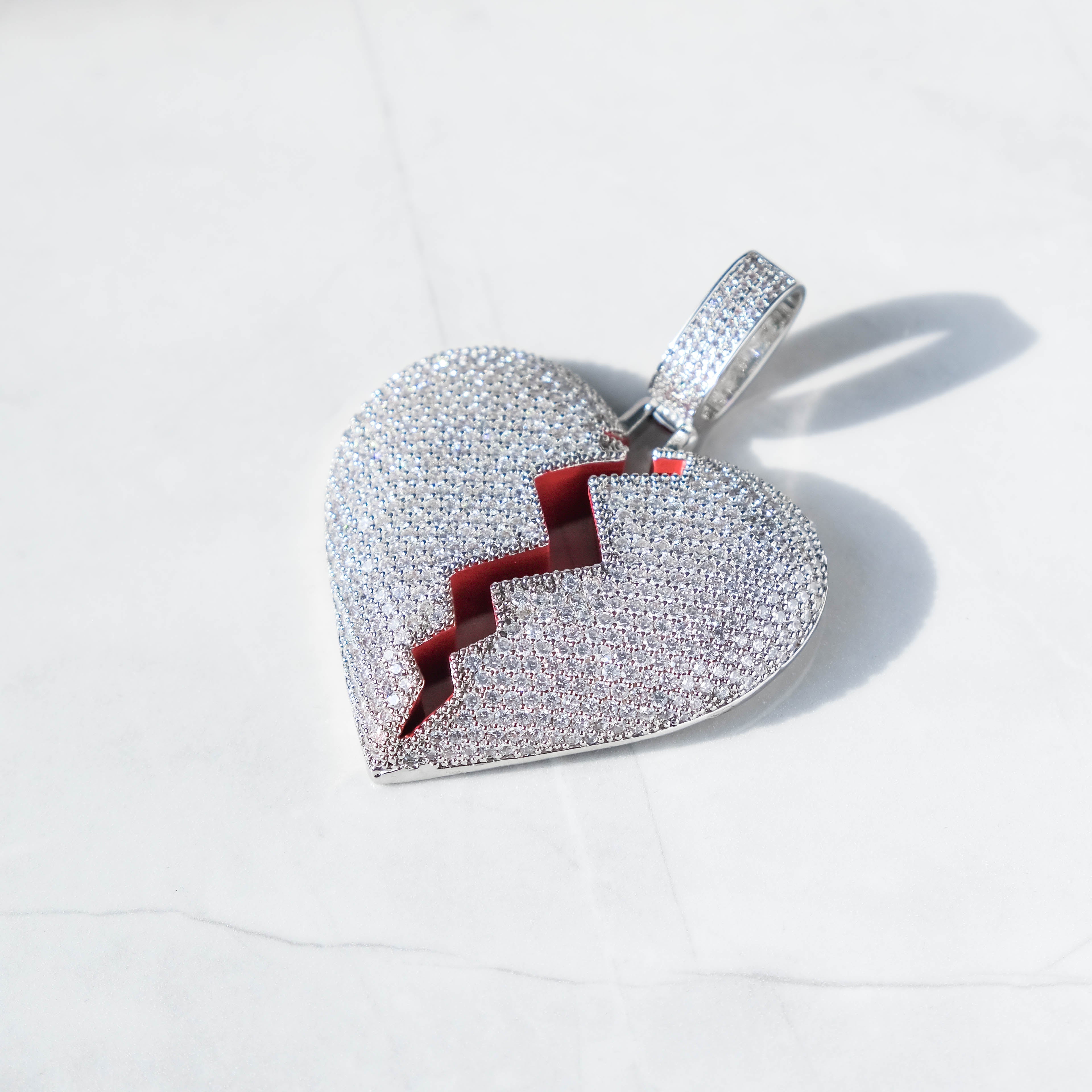 Broken Heart White Gold Moissanite Pendant