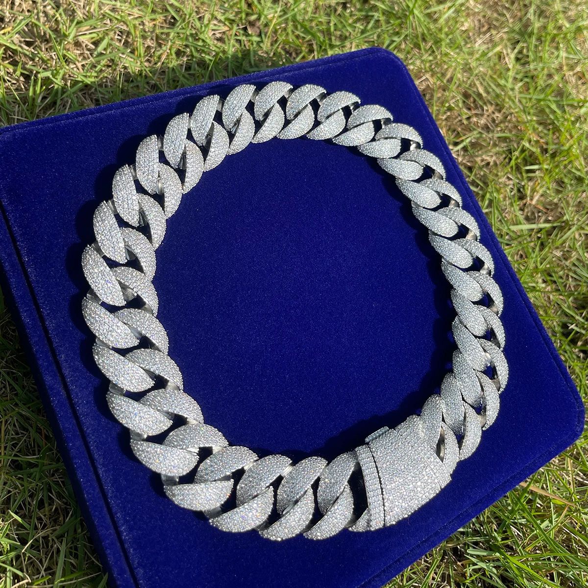 25mm Hip-Hop Moissanite Bubble Cuban Link Necklace