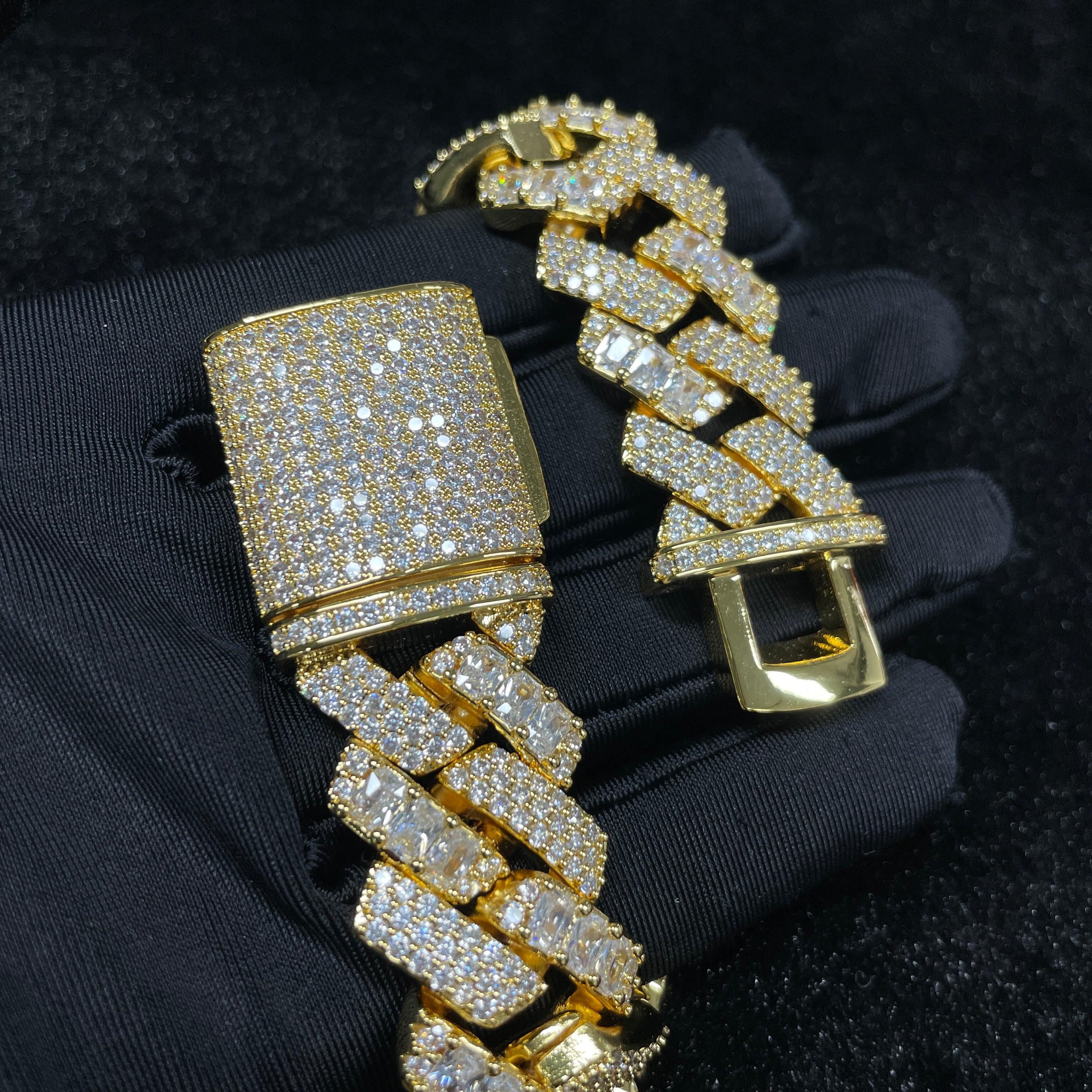 20mm Moissanite Personalized New Cuban Bracelet