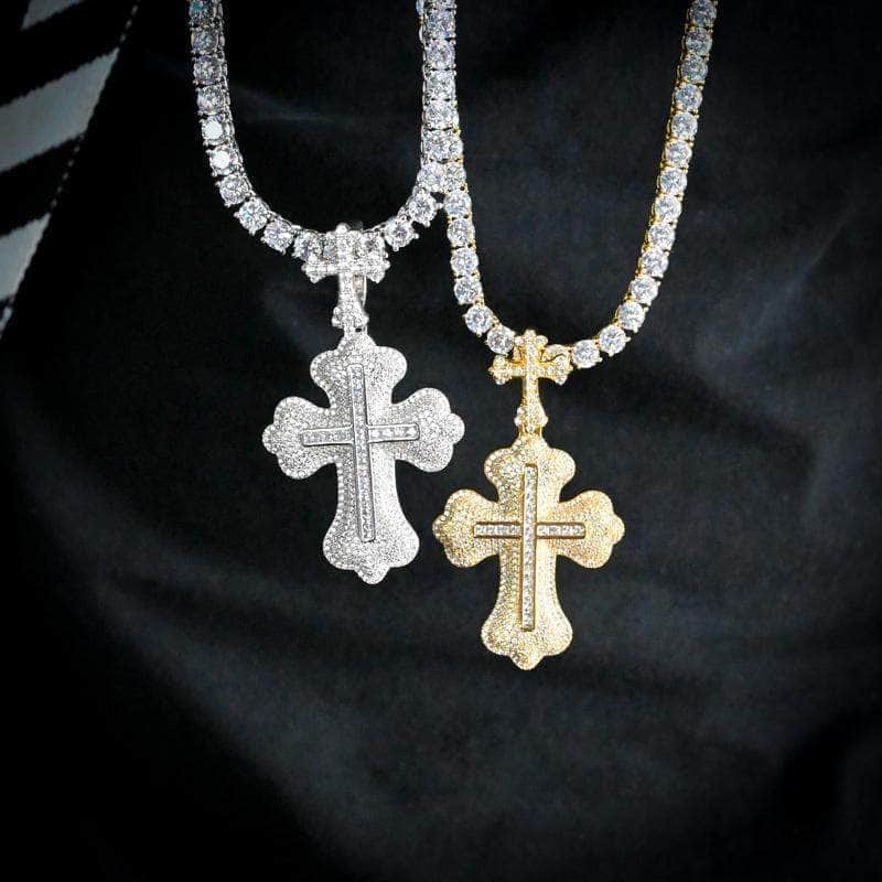 Street Style | JIKU Clustered Princess Cut Cross Pendant